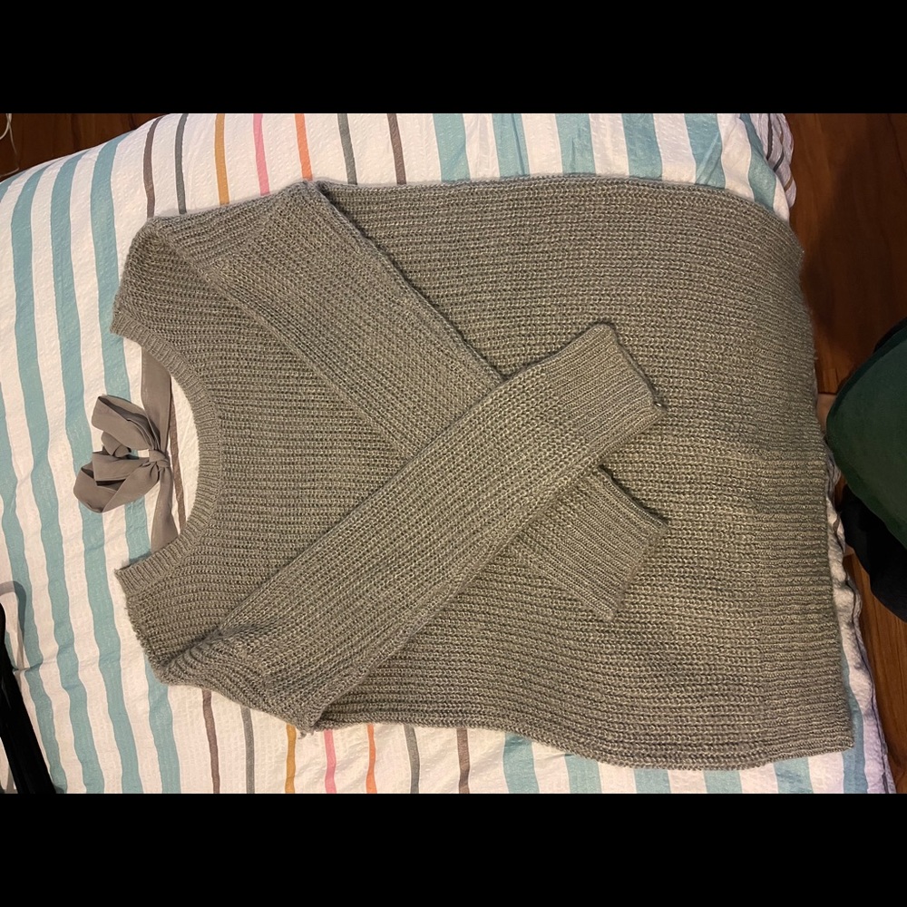 Grey sweater